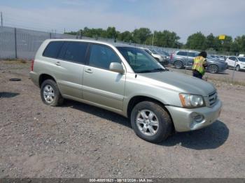  Salvage Toyota Highlander