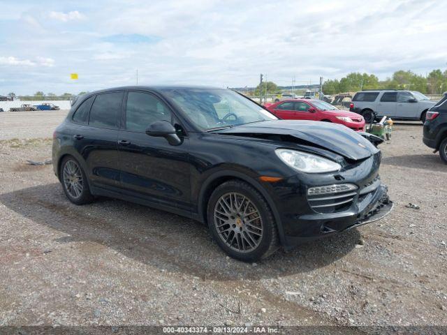  Salvage Porsche Cayenne