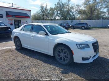  Salvage Chrysler 300