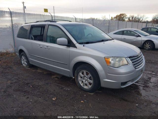  Salvage Chrysler Town & Country