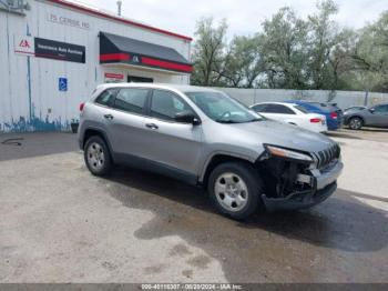  Salvage Jeep Cherokee