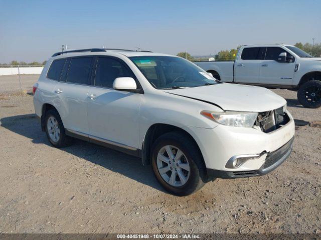  Salvage Toyota Highlander