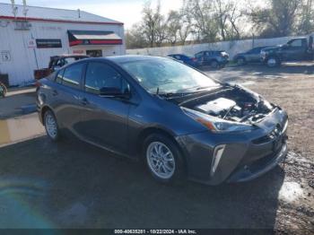  Salvage Toyota Prius