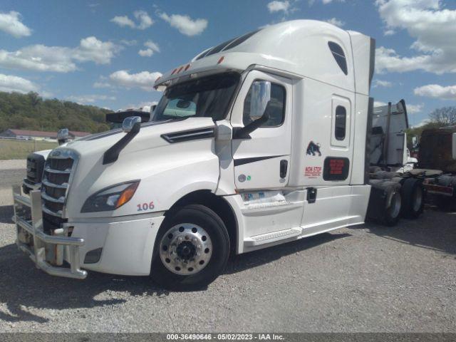  Salvage Freightliner Cascadia 126