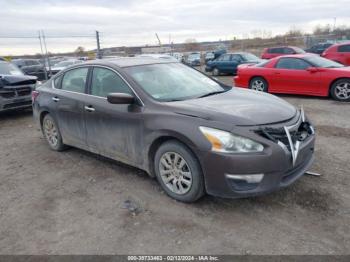  Salvage Nissan Altima