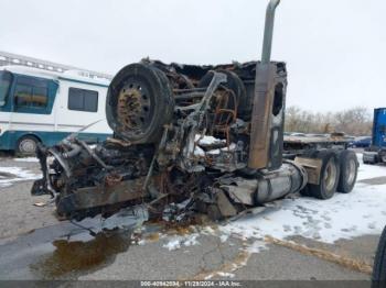  Salvage Kenworth T880