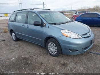  Salvage Toyota Sienna