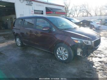 Salvage Kia Sedona