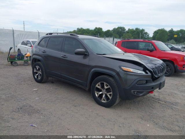  Salvage Jeep Cherokee