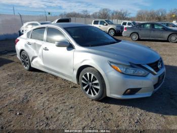  Salvage Nissan Altima
