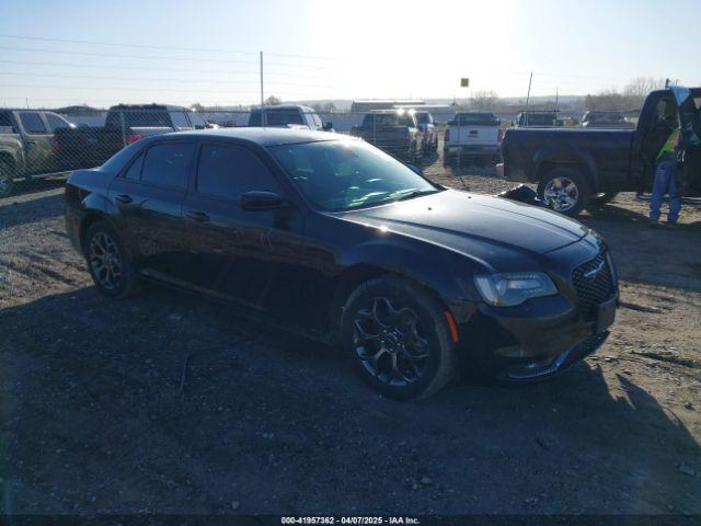  Salvage Chrysler 300