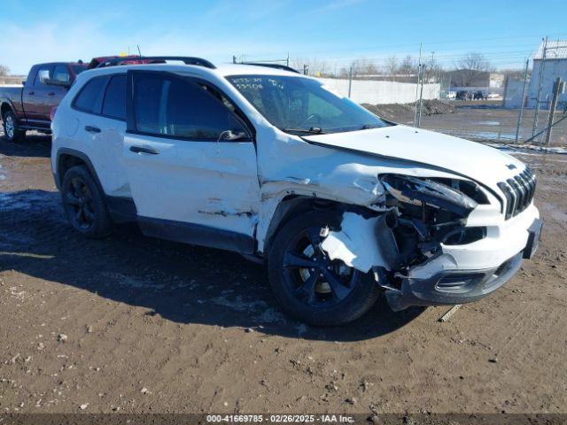  Salvage Jeep Cherokee