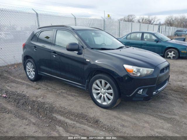  Salvage Mitsubishi Outlander