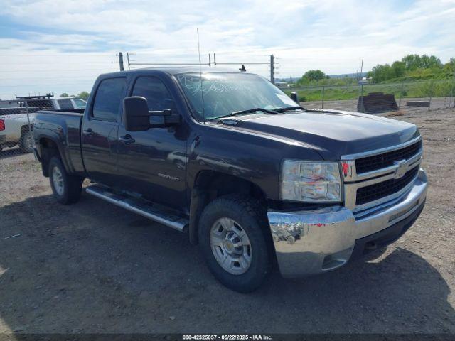  Salvage Chevrolet Silverado 2500