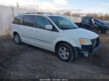  Salvage Dodge Grand Caravan
