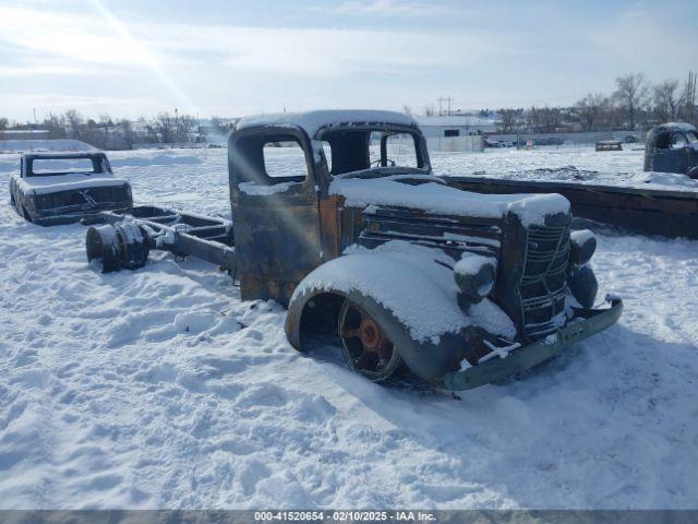  Salvage Mack Ef