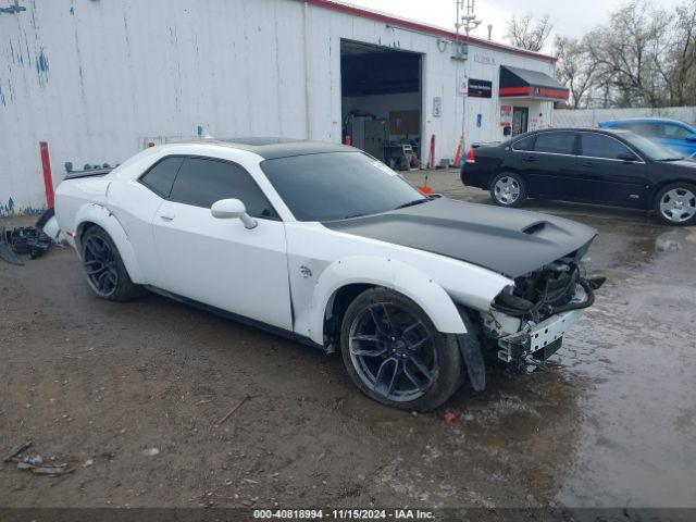  Salvage Dodge Challenger
