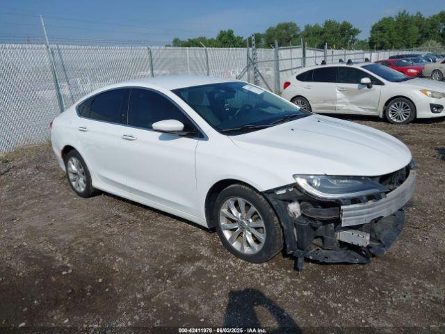  Salvage Chrysler 200
