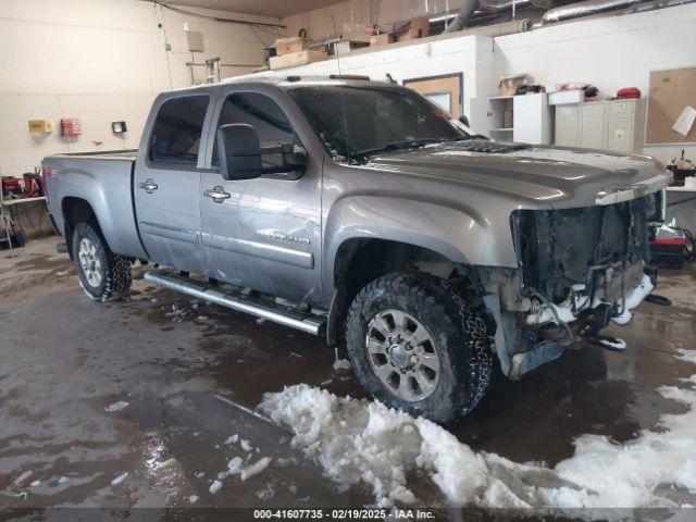  Salvage General Motors Sierra 3500HD