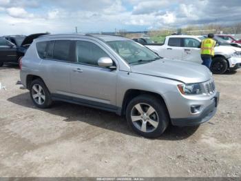  Salvage Jeep Compass