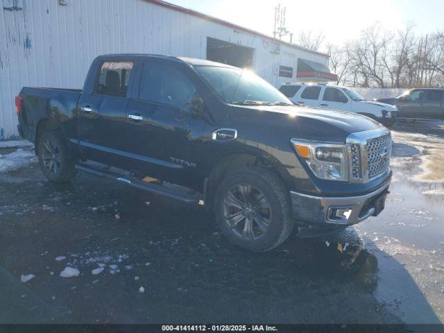  Salvage Nissan Titan