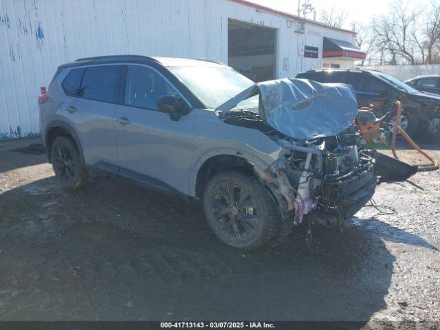  Salvage Nissan Rogue