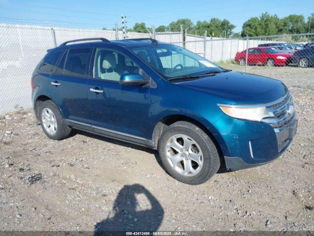  Salvage Ford Edge