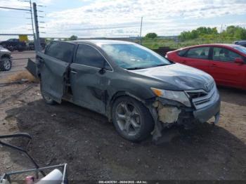  Salvage Toyota Venza