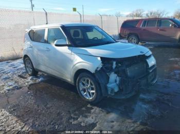  Salvage Kia Soul