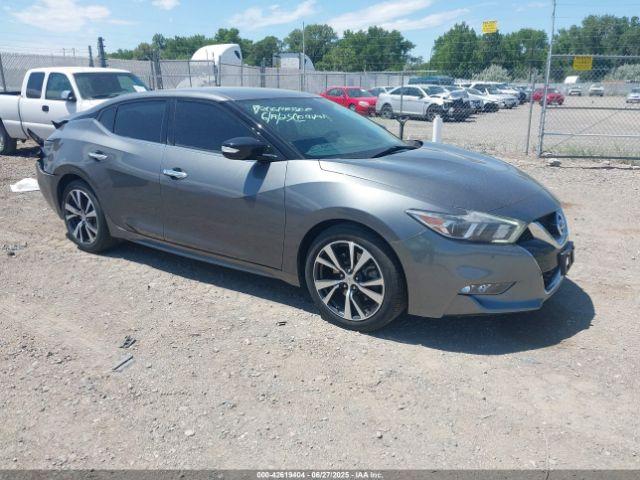  Salvage Nissan Maxima