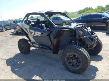  Salvage Can-Am Maverick X3