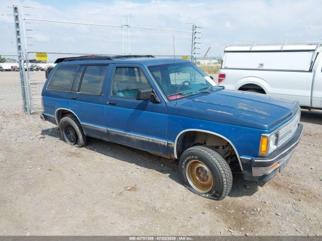  Salvage Chevrolet Blazer