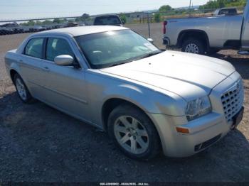  Salvage Chrysler 300