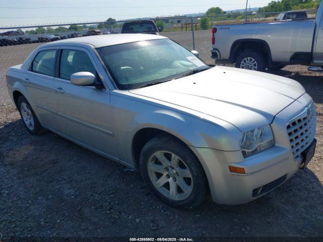  Salvage Chrysler 300