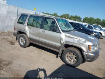  Salvage Isuzu Trooper