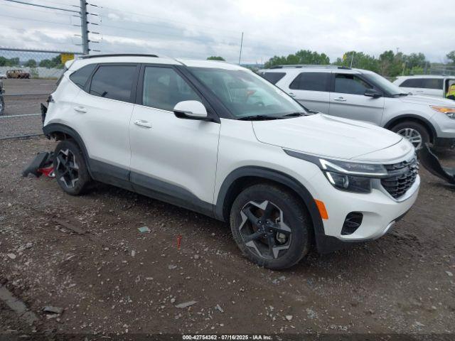 Salvage Kia Seltos