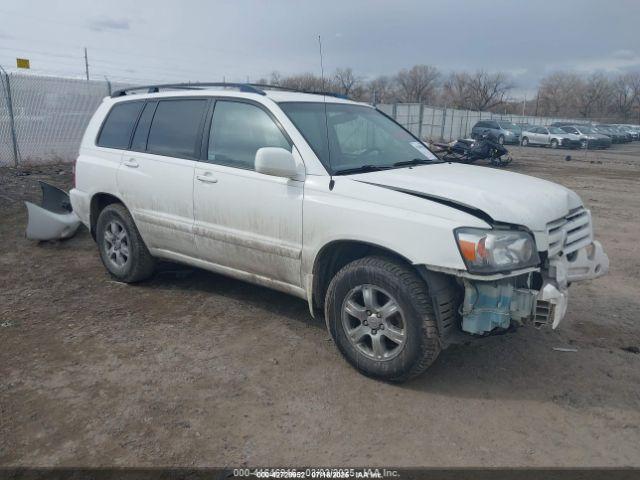  Salvage Toyota Highlander