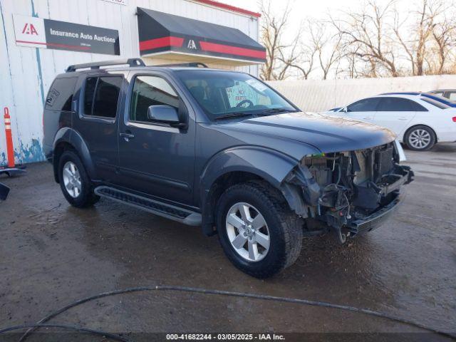  Salvage Nissan Pathfinder