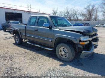  Salvage Chevrolet Silverado 2500