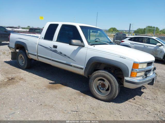  Salvage Chevrolet K2500