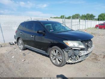  Salvage Nissan Pathfinder