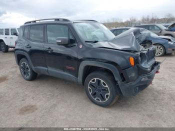  Salvage Jeep Renegade
