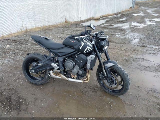  Salvage Triumph Motorcycle Trident 660