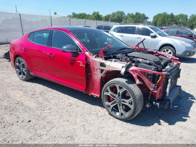  Salvage Kia Stinger