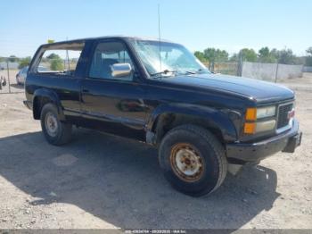  Salvage GMC Yukon