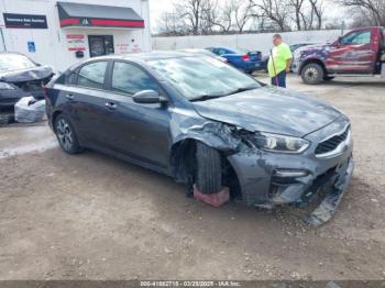  Salvage Kia Forte