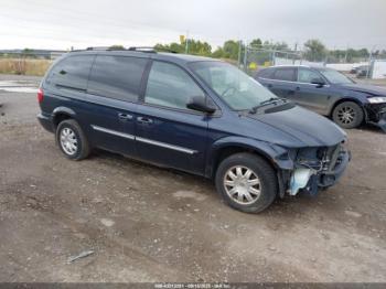  Salvage Chrysler Town & Country