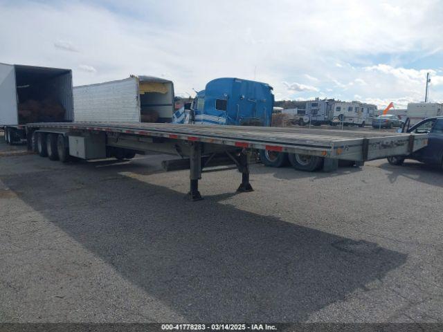  Salvage Mac Trailer Mfg Trailer
