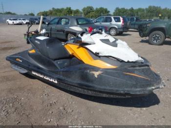  Salvage Sea-Doo Wake 155