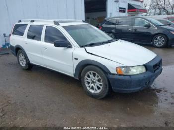  Salvage Volvo XC70